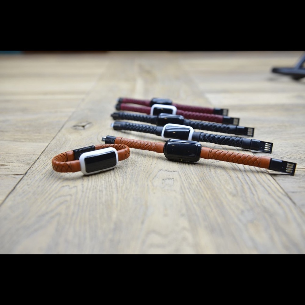 NIFTYK Lifesaving Bracelet ( charger)
